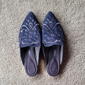 Navy Embroidered Women's Shoes